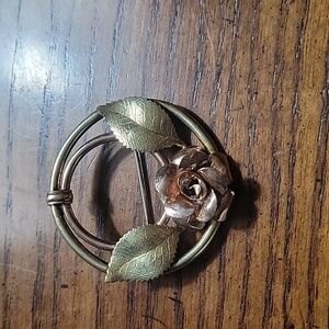 Vintage Diana Gold Round Rose Flower Brooch
